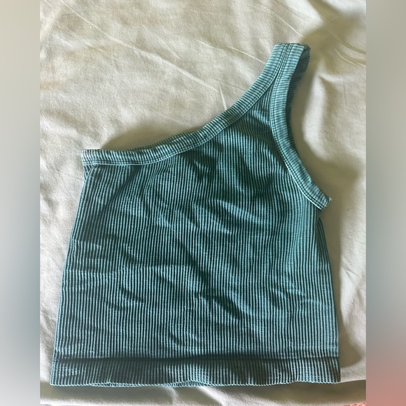 One shoulder top - Picture 2 of 2